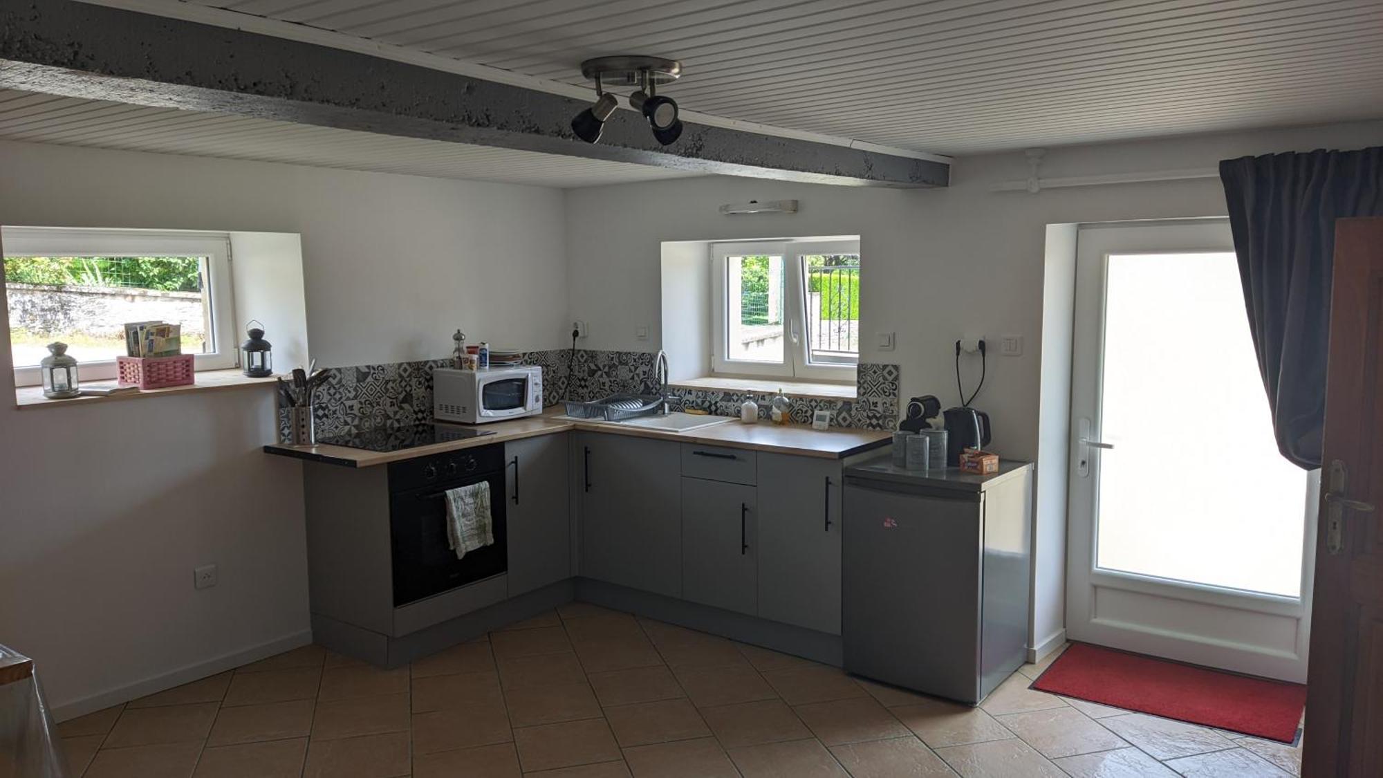 Studio A La Campagne Dans Corps De Ferme Renovee Chancey Номер фото