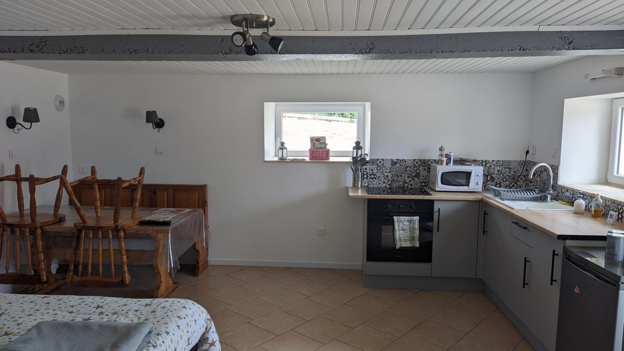 Studio A La Campagne Dans Corps De Ferme Renovee Chancey Номер фото